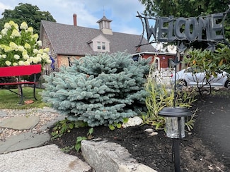 117 Walnut St, Manchester, NH 03104