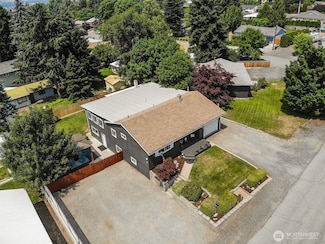 1598 Tedford St SE, East Wenatchee, WA 98802