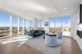 188 Brookline Ave Unit 19A, Boston, MA 02215