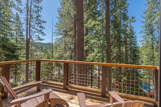 51212 Jeffery Pine Dr, Soda Springs, CA 95728