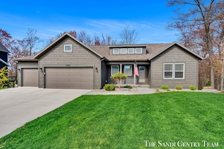 17947 Spring Tree Ct, Spring Lake, MI 49456