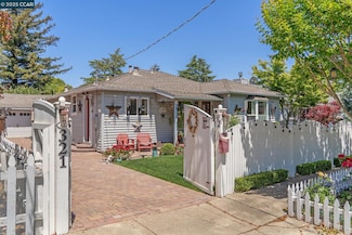 321 F St, Martinez, CA 94553