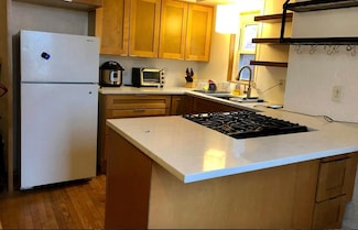 288 Sumner St Unit 3, Boston, MA 02128