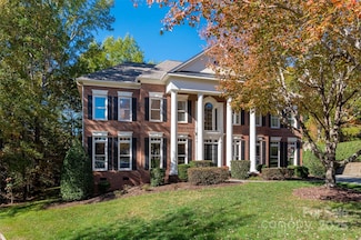 12106 Woodcliff Ct, Charlotte, NC 28277