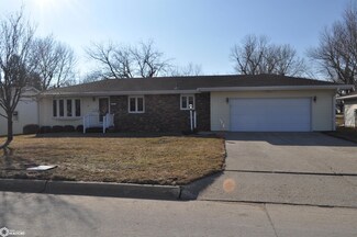 1519 Olive St, Carroll, IA 51401
