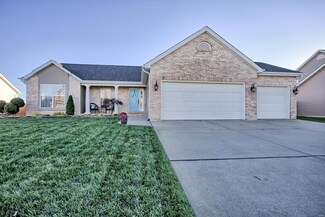 104 Oakshire Dr E, Glen Carbon, IL 62034