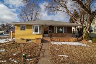 503 1st Ave NW, Mandan, ND 58554