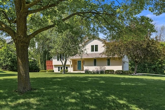 6260 Wessel Ct, Eden Prairie, MN 55346
