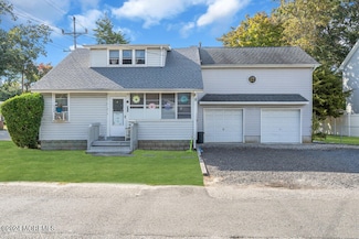 918 Red Bank Ave, Ocean Gate, NJ 08740