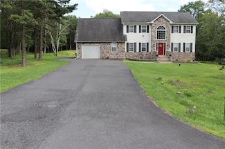 114 Lamsden Dr, Albrightsville, PA 18210