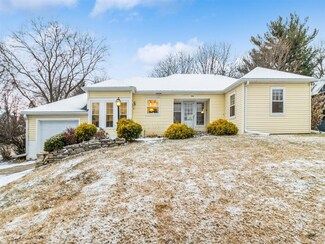 1320 62nd St, Des Moines, IA 50311