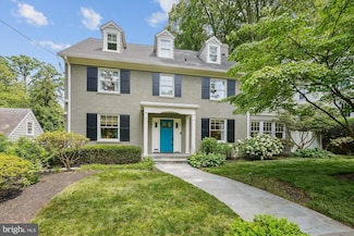 7015 Beechwood Dr, Chevy Chase, MD 20815