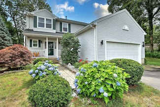 68 Benjamin Rd, East Haven, CT 06513