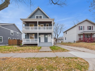 1933 Hillside Ave N, Minneapolis, MN 55411