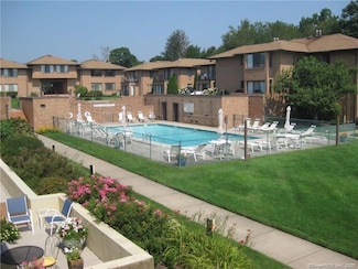350 Grovers Ave Unit 1C, Bridgeport, CT 06605
