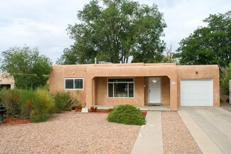 913 Quincy St NE, Albuquerque, NM 87110