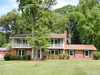 6606 Pencade Ln, Charlotte, NC 28215