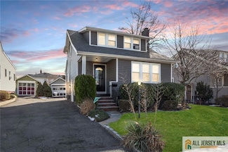 317 Pine Ave, Garwood, NJ 07027