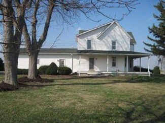 1771 Ashton Rd, Ashton, IL 61006