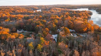 61 Beech St, South Hamilton, MA 01982