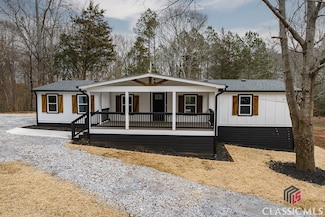 149 Almond Dr, Comer, GA 30629
