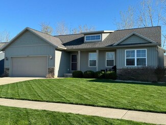 6144 Balcom Ln, Allendale Charter Township, MI 49401
