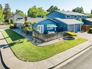 101 Mariah Way, Lakeport, CA 95453