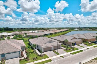 10366 Bonavie Cove Dr, Fort Myers, FL 33966