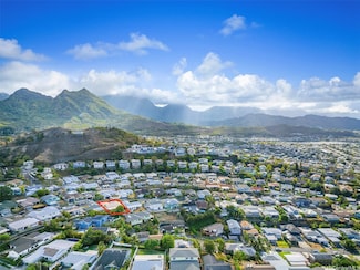 1335 Onioni St, Kailua, HI 96734