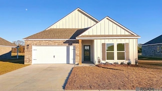 6916 Stable St, Zachary, LA 70791