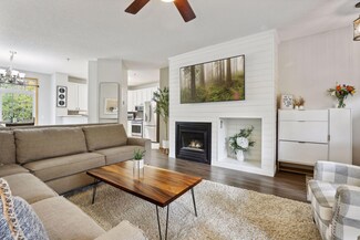 1747 Elm St Unit 401, Saint Paul, MN 55110