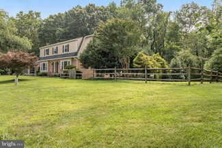 8709 Gateshead Rd, Alexandria, VA 22309