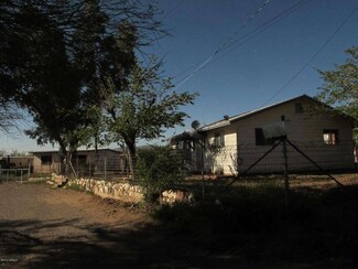 109 W Smock Ave, Superior, AZ 85173