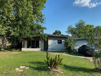 13430 Red Fern Ln, Dallas, TX 75240