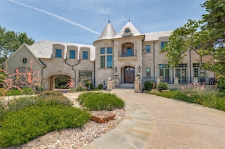2145 Grand View Ct, Cedar Hill, TX 75104