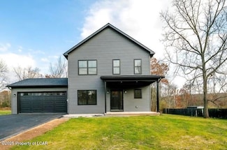 832 3rd Ave, Mountain Top, PA 18707