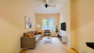 10-28 49th Ave Unit 1F, Long Island City, NY 11101