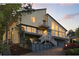 9838 SE Clatsop St, Portland, OR 97266