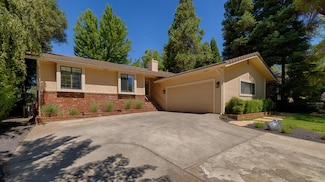 13391 Torrey Pines Dr, Auburn, CA 95602
