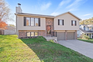 3608 Teakwood Dr, Columbia, MO 65203