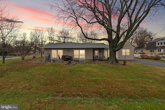 1701 Bayside Dr, Chester, MD 21619