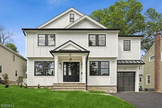 68 Irving Ave, Livingston, NJ 07039