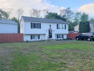243 Killey Ave, Warwick, RI 02889