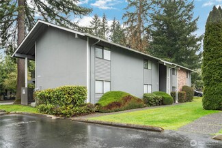1600 149th Place SE Unit 2, Bellevue, WA 98007