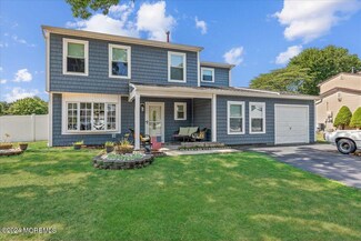 15 Quailtree Ln, Howell, NJ 07731