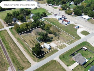 105 N Bonner Ave Unit 1, Kerens, TX 75144