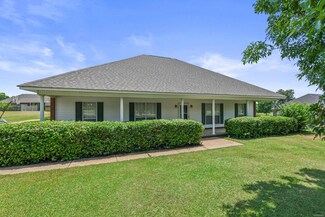 1314 Grier Rd, Wetumpka, AL 36092