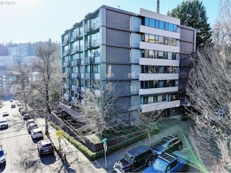 2020 SW Main St Unit 403, Portland, OR 97205