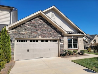 3819 Galloway Ct, High Point, NC 27265