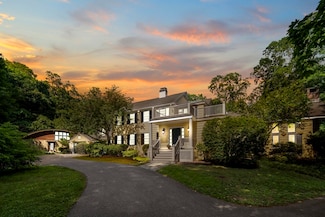 44 Ripley Hill Rd, Concord, MA 01742